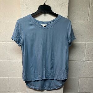 beachlunchlounge Light Blue Short Sleeve Top. Medium